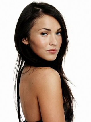 Illustration for article titled Megan Fox Mega Gallery 2